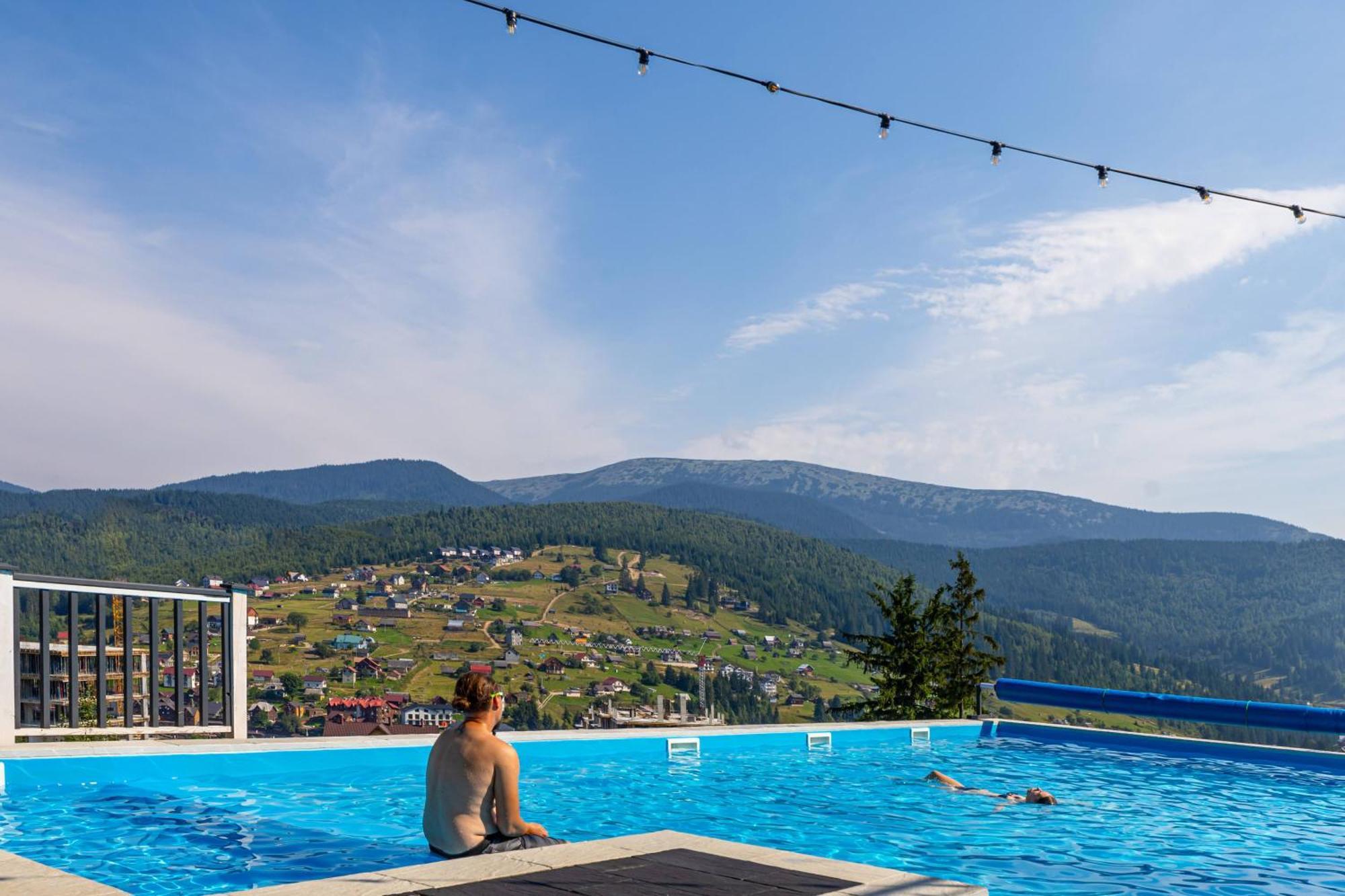 Севеней Готель Bukovel Extérieur photo