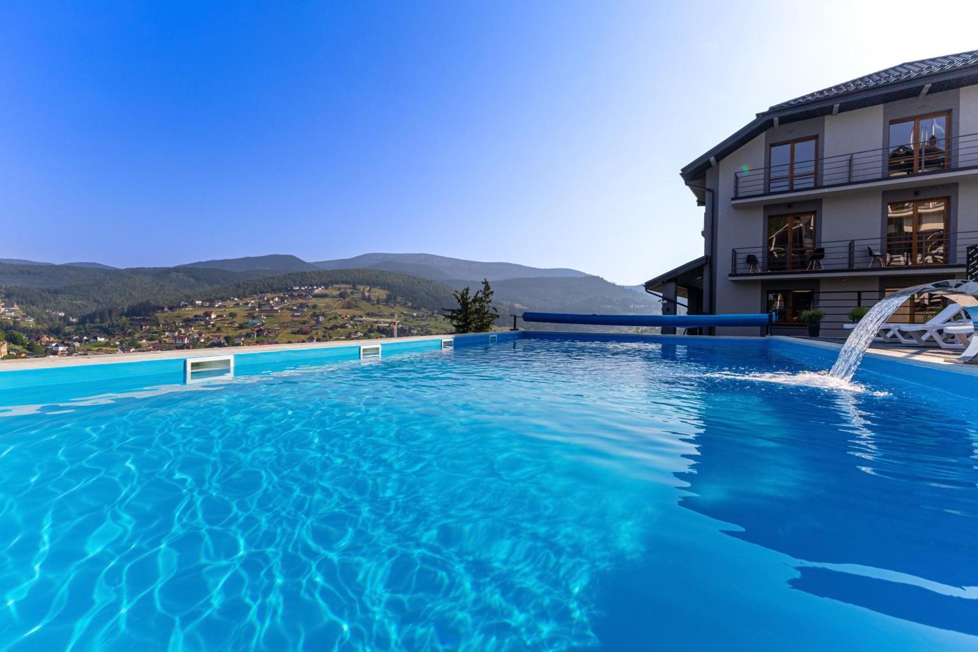 Севеней Готель Bukovel Extérieur photo