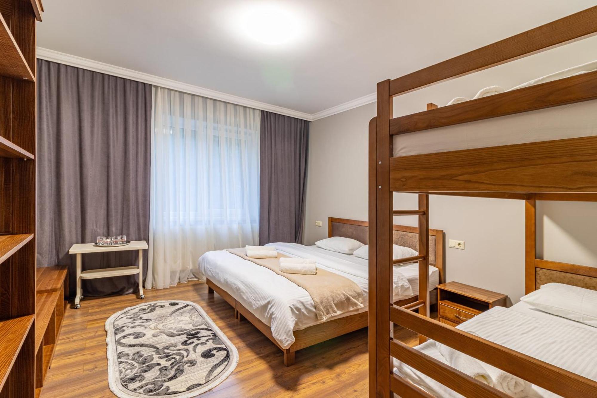 Севеней Готель Bukovel Extérieur photo