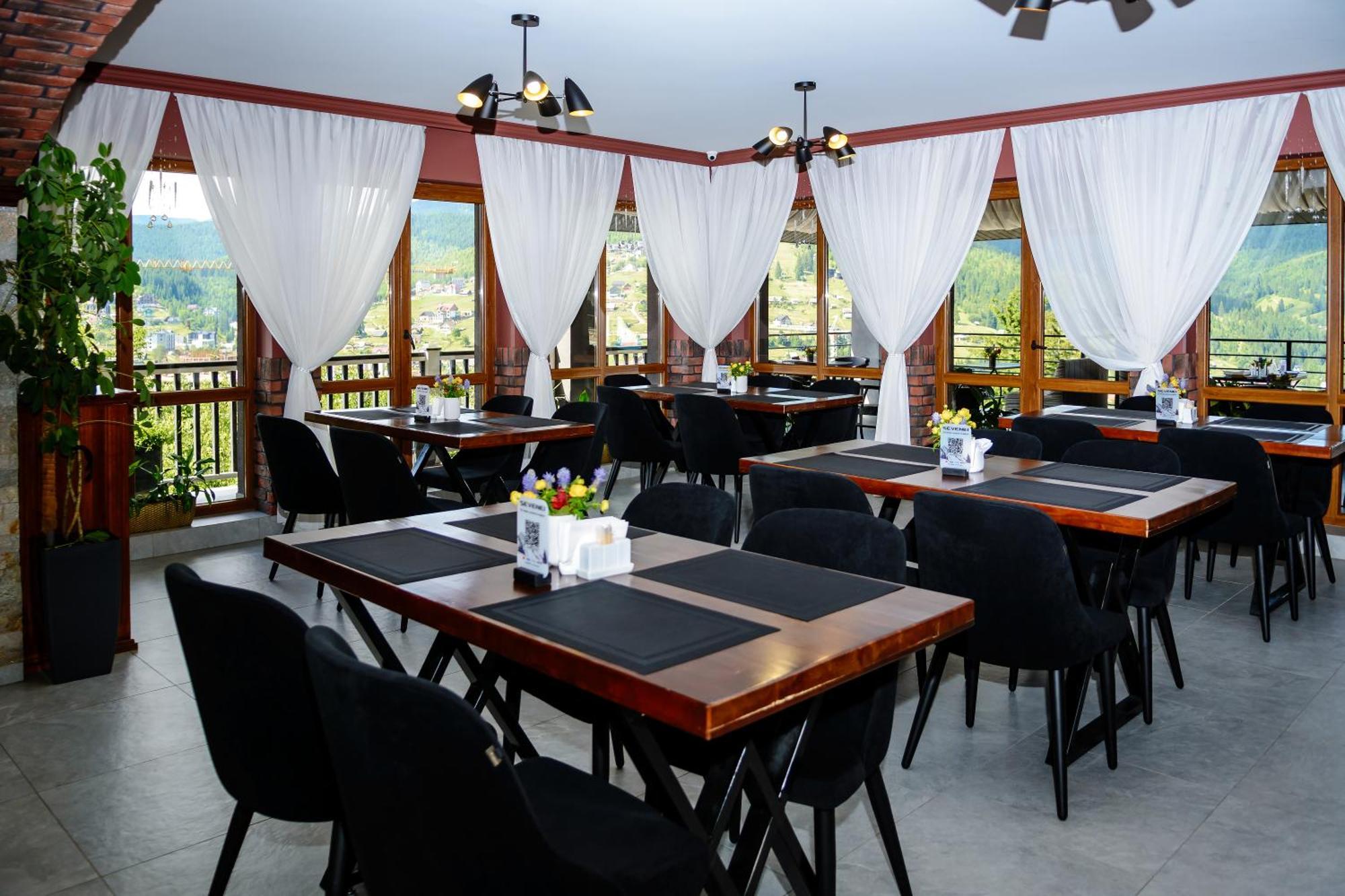Севеней Готель Bukovel Extérieur photo